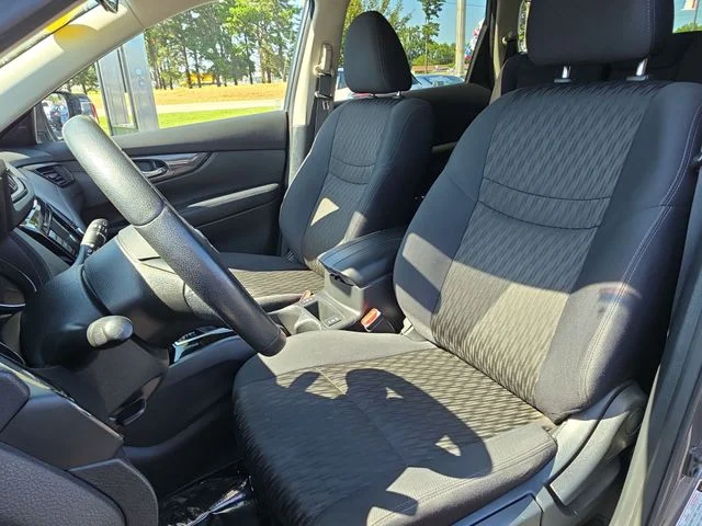 Used 2019 Gray Nissan S image 16