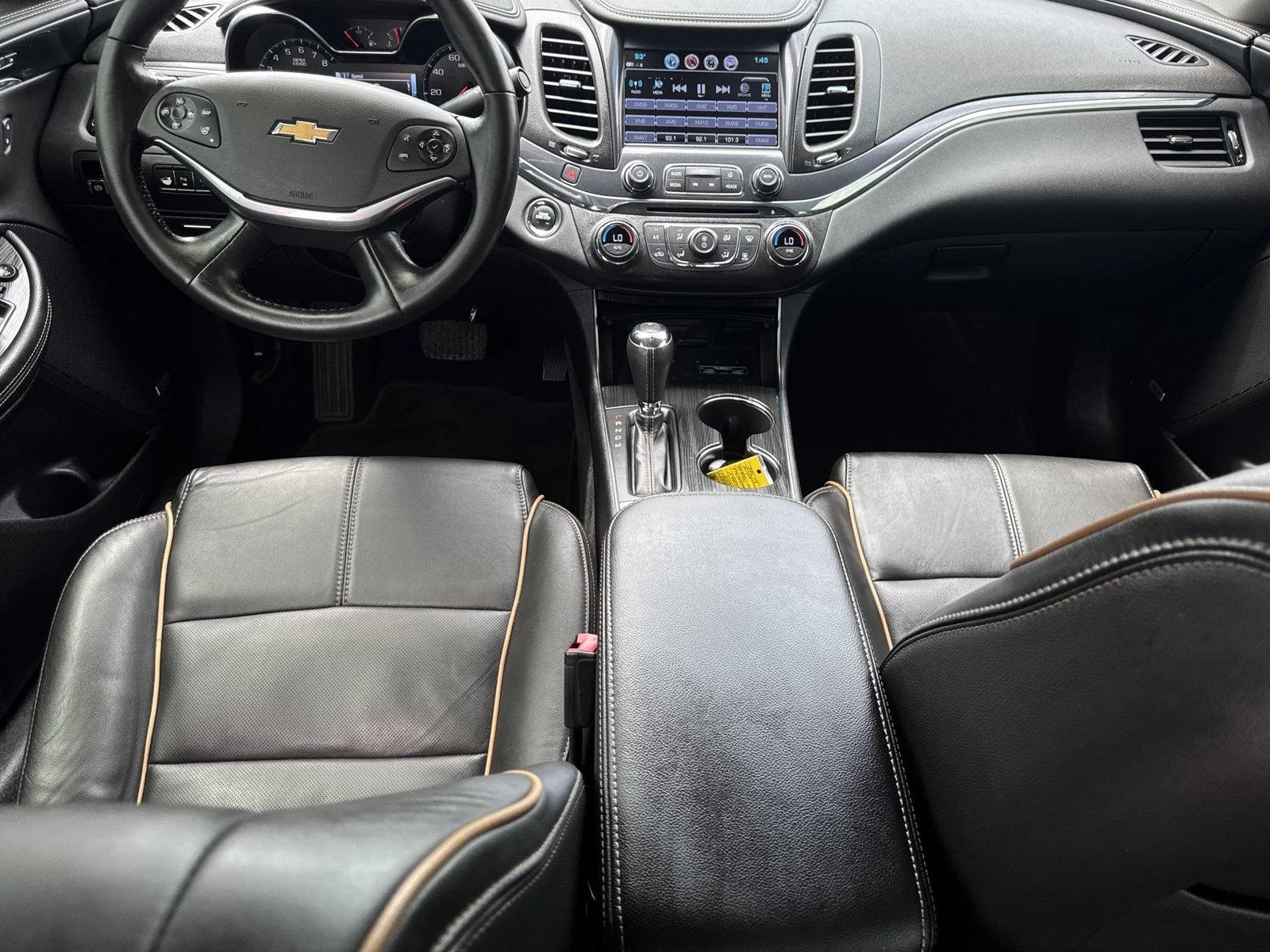 Used 2019 IRIDESCENT PEARL TRICOAT Chevrolet Premier image 13