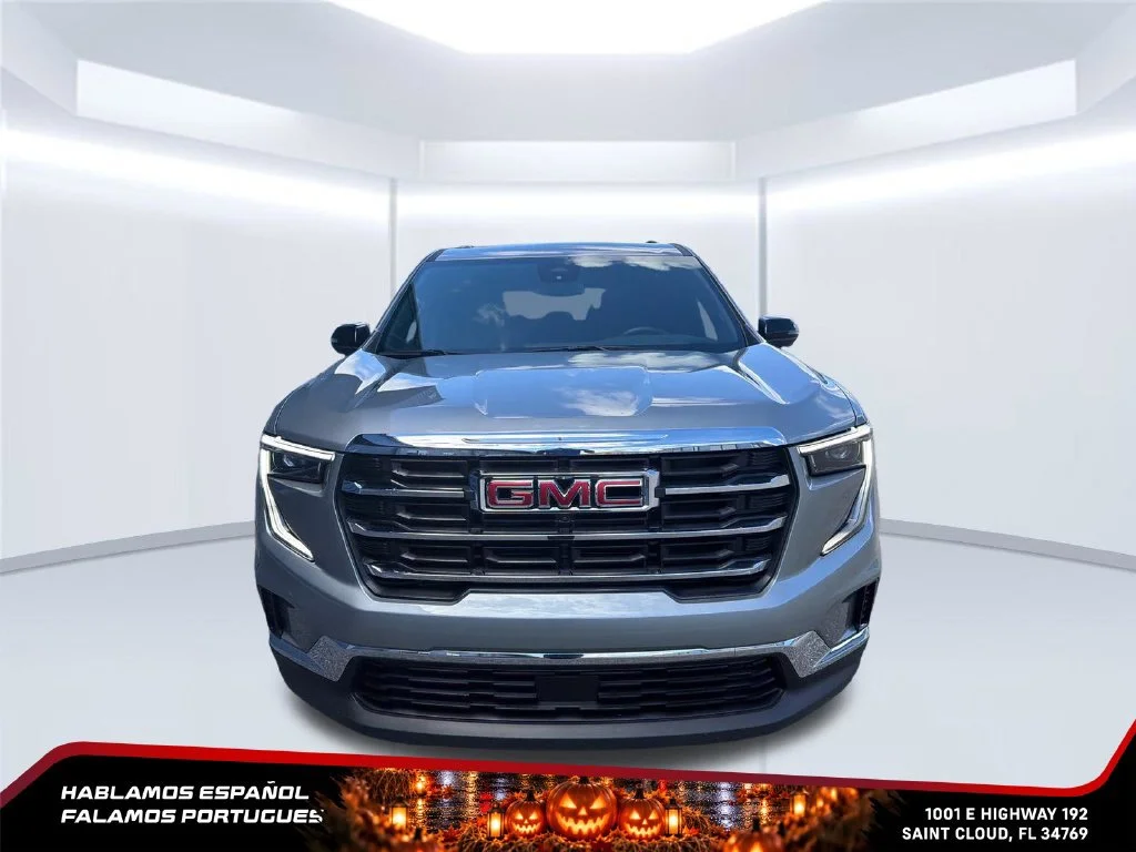 Certified Used 2025 Sterling Metallic GMC Elevation image 8