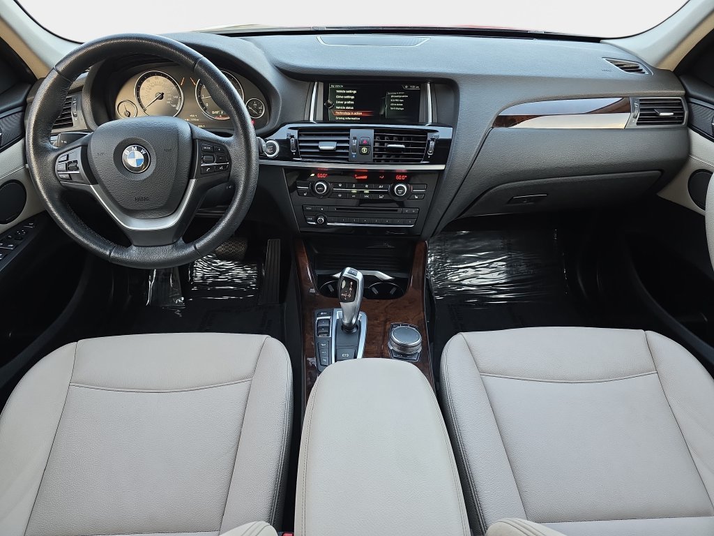 Used 2017 Black BMW xDrive28i image 10