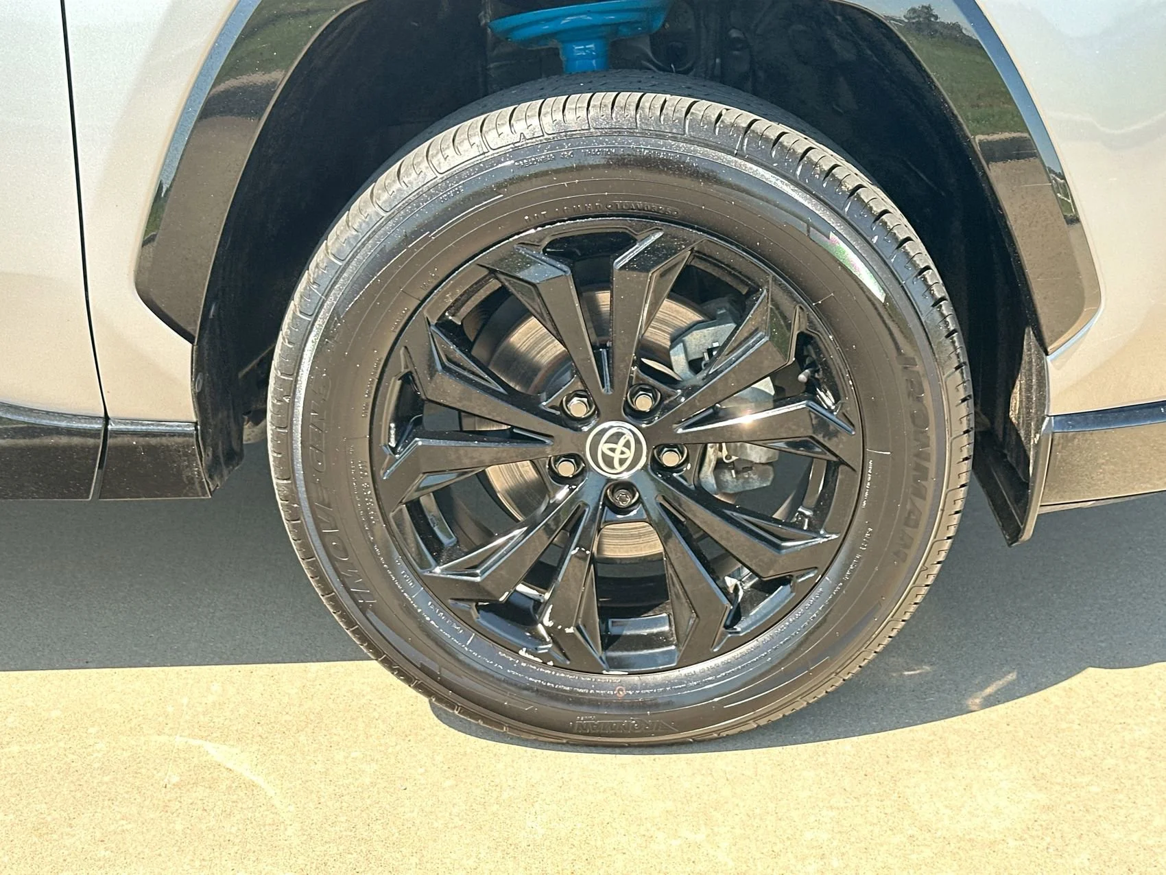 2022 Toyota RAV4 XSE - Photo 10