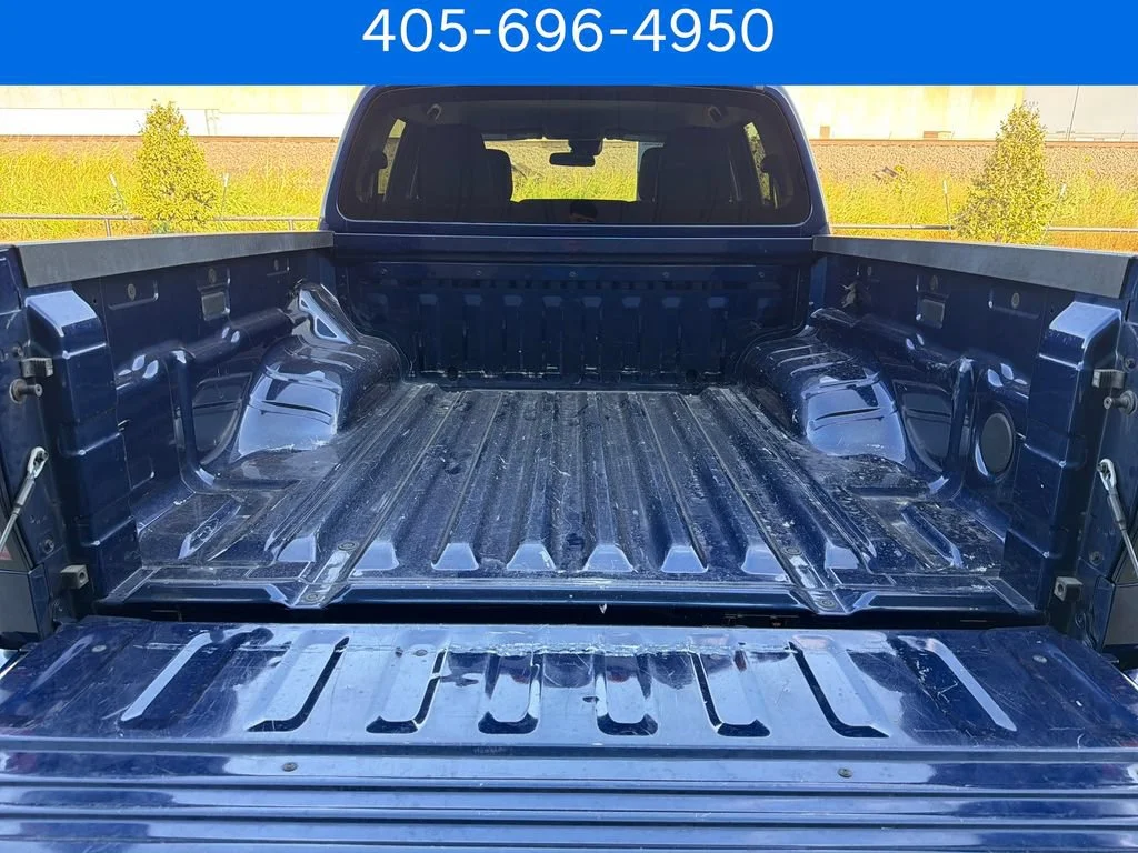 Pre-Owned 2022 Nissan Frontier SV