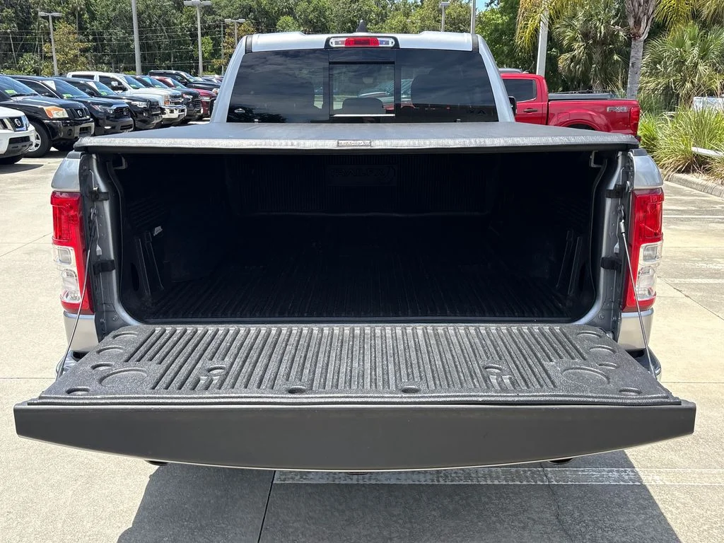 Used 2019 Silver Ram Big Horn/Lone Star image 32