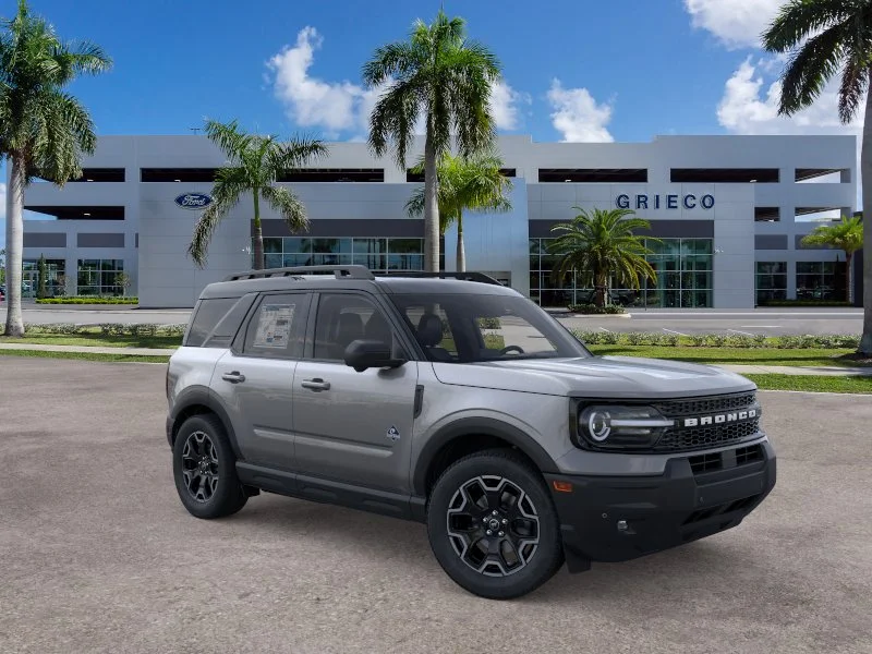 New 2026 Carbonized Gray Metallic Ford Outer Banks® image 29