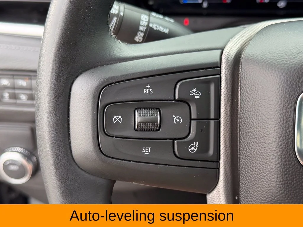 Used 2023 STERLING METALLIC GMC Denali image 16