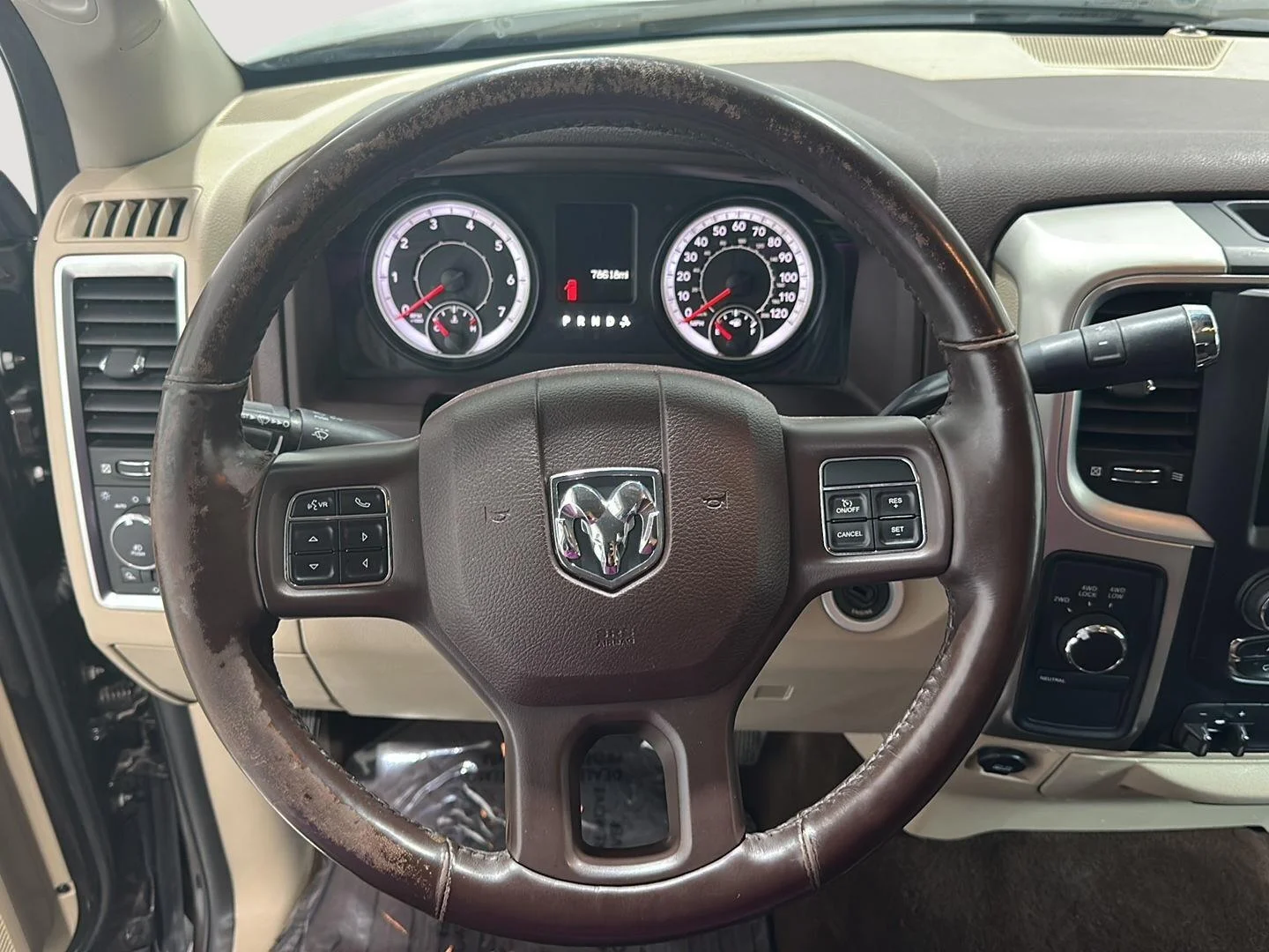 Used 2016 Luxury Brown Pearlcoat Ram Big Horn image 9