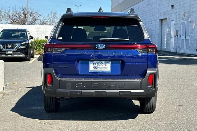 New 2026 SAPPHIRE BLUE PEARL Subaru Limited image 5
