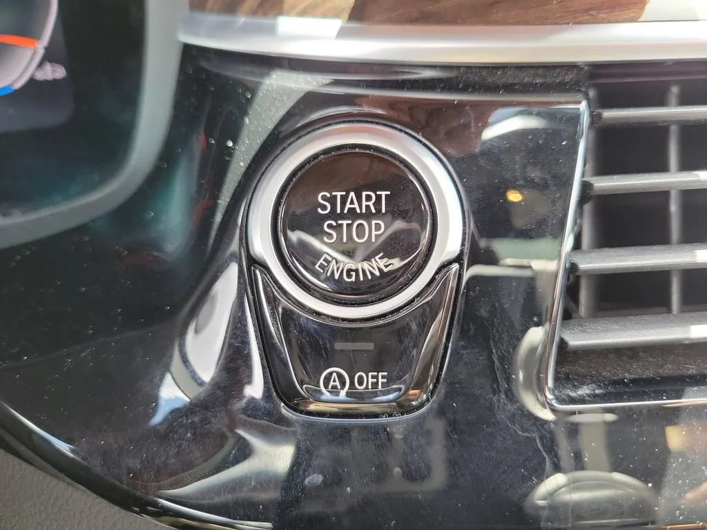 Used 2023 Black BMW i image 16