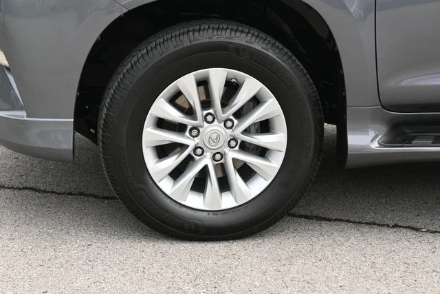 Certified Used 2021 NEBULA GRAY PEARL Lexus 460 image 14
