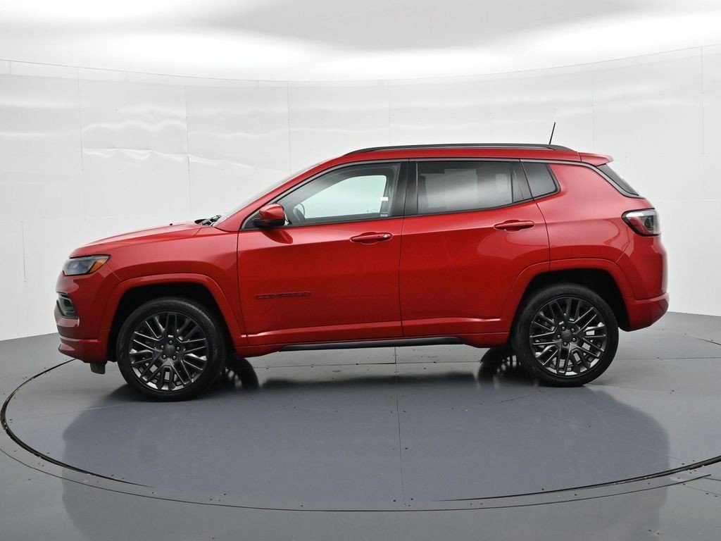 Used 2022 Red Line Jeep Limited image 9