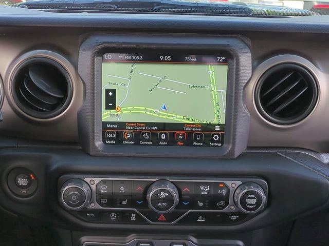 Used 2020 Silver Jeep Sport image 18