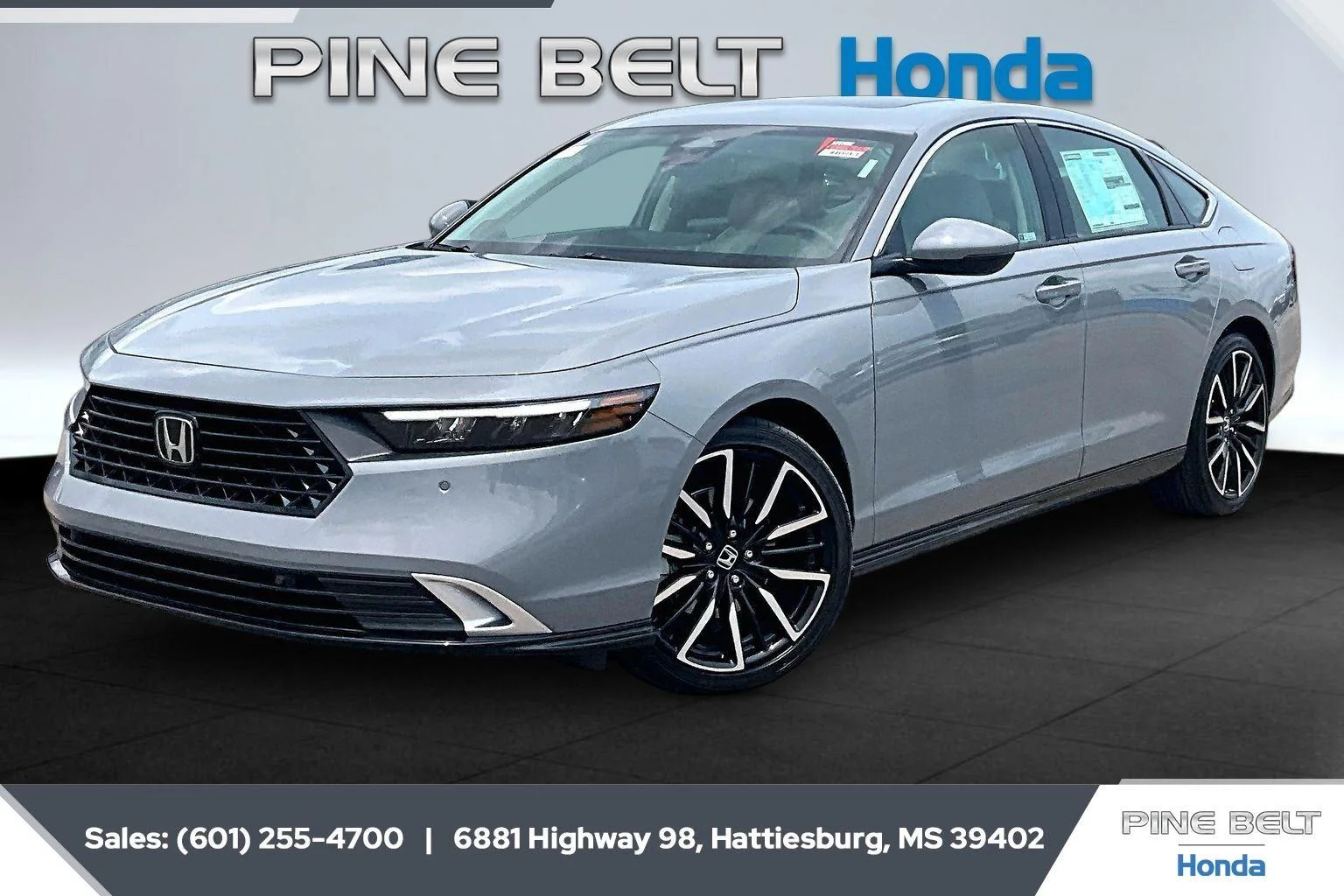 New 2026 Urban Gray Pearl Honda Touring image 2