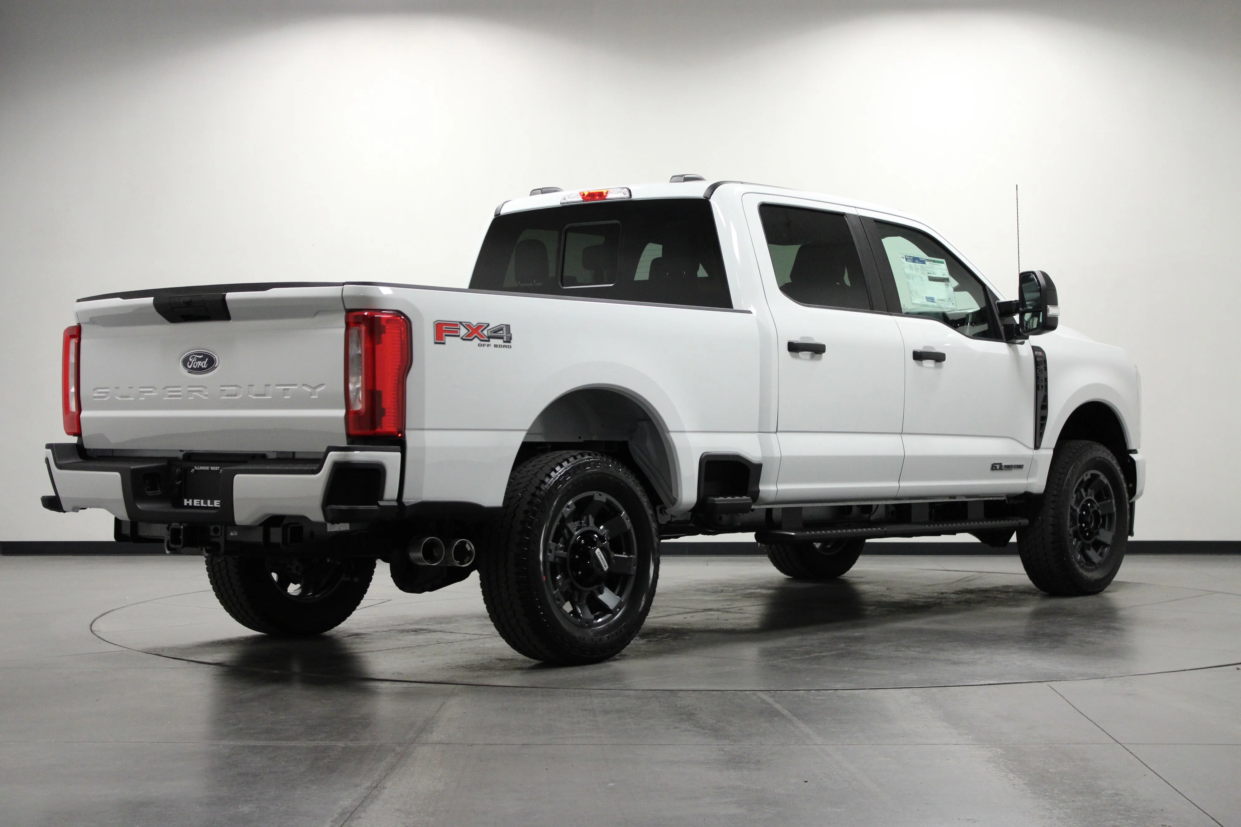 New 2026 Oxford White Ford F-350® XL image 4