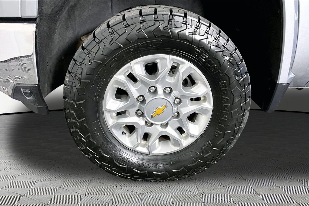 2024 Chevrolet Silverado 2500HD LTZ - Photo 30