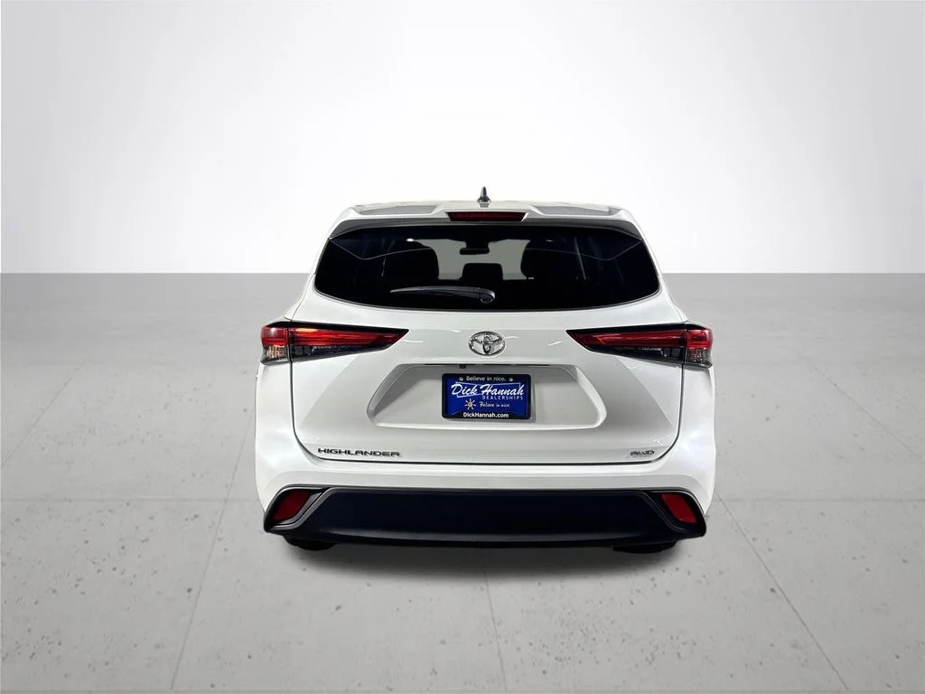Used 2023 Beige Toyota L image 7
