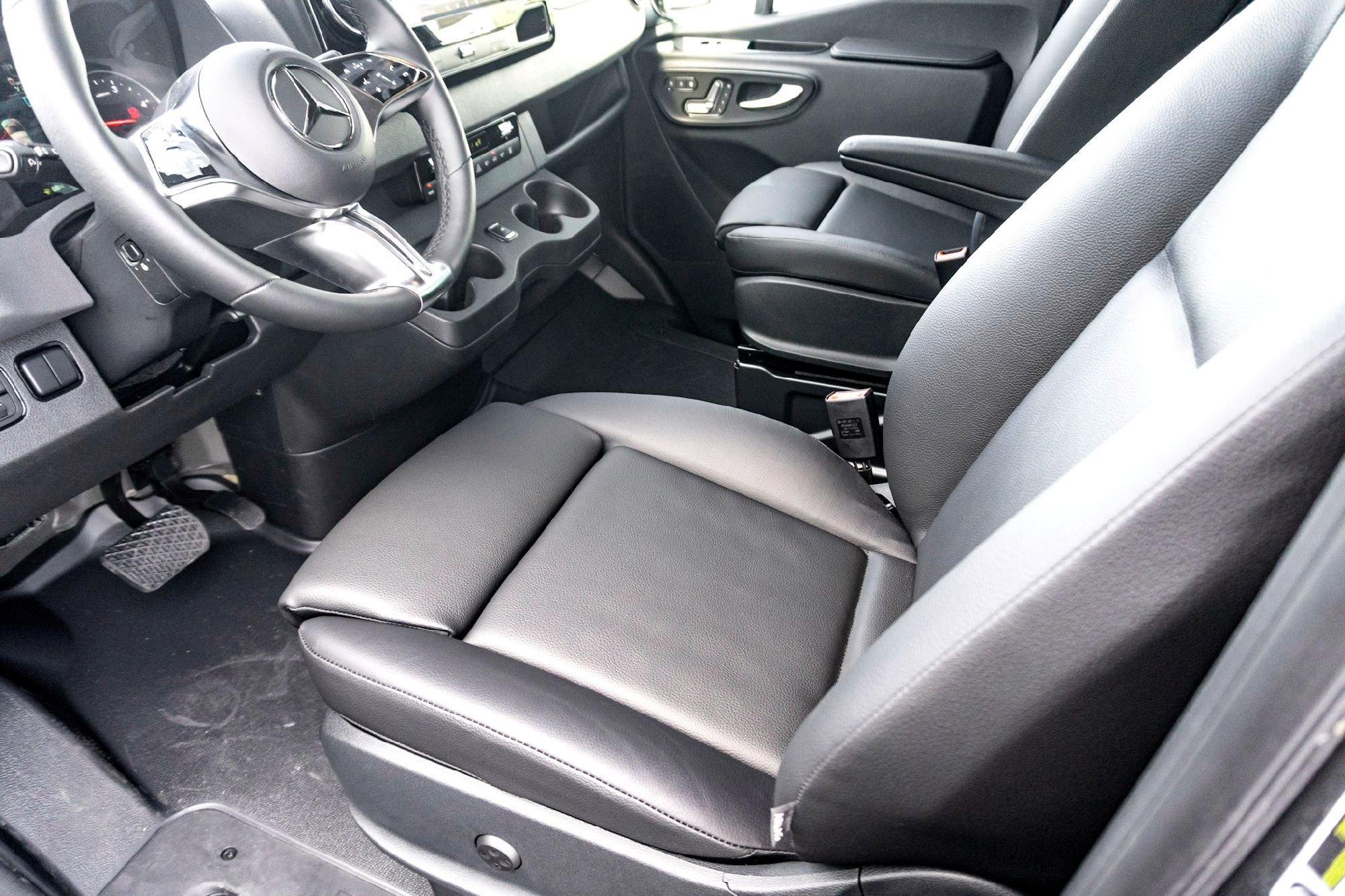 2025 Mercedes-Benz Sprinter Passenger Van Base - Photo 11