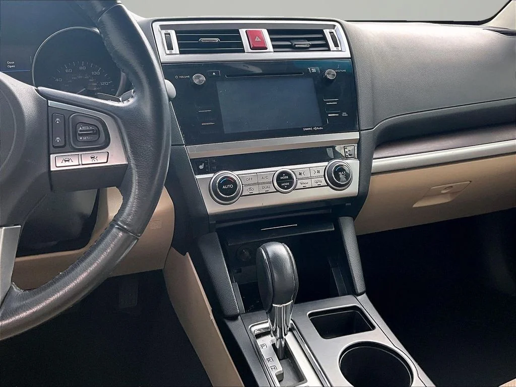 Used 2017 White Subaru 2.5i image 6