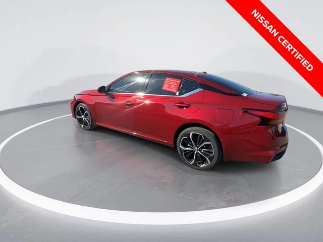 Used 2024 Red Nissan 2.5 SR image 6