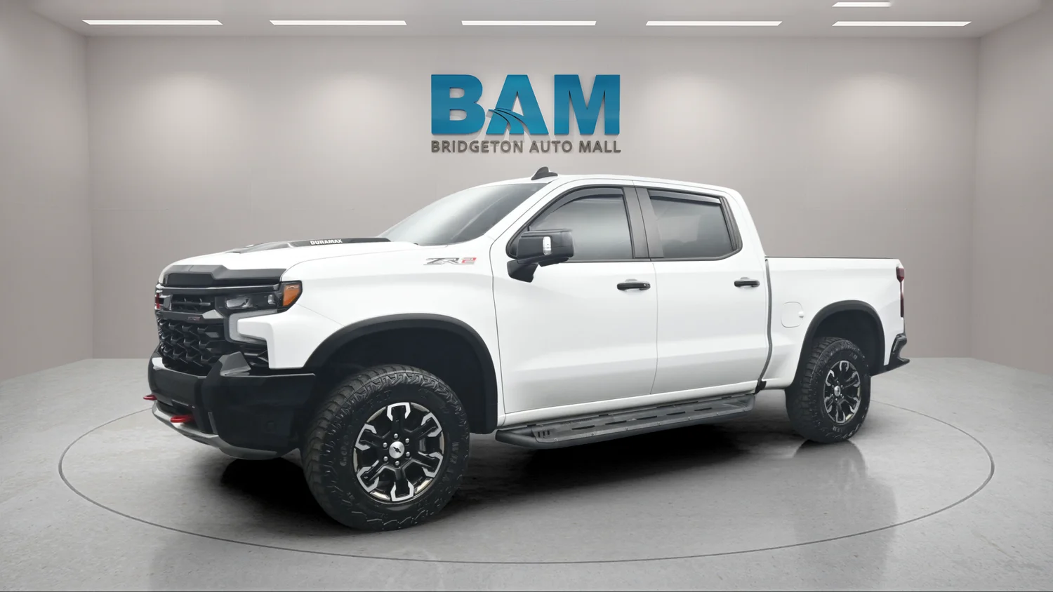 Used 2024 White Chevrolet ZR2 image 3