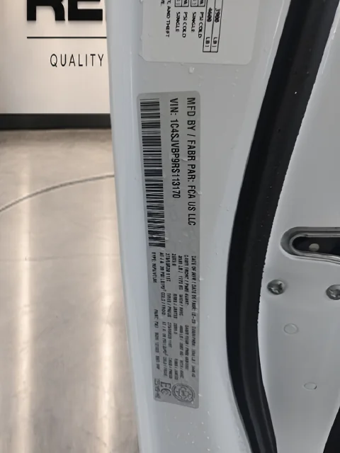 Used 2024 White Jeep Series II image 17