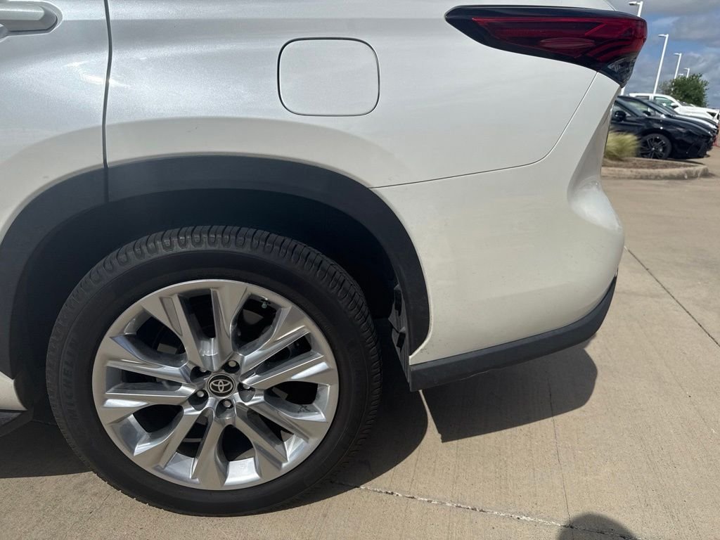 Used 2020 White Toyota Limited image 7