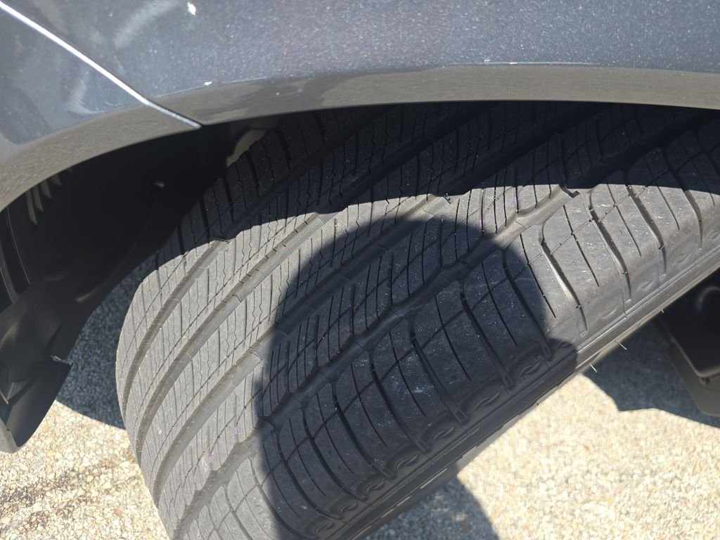 New 2026 Selenite Grey Metallic Mercedes-Benz GLE 450 image 28
