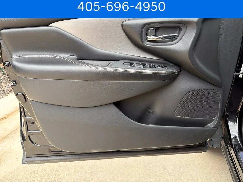 Pre-Owned 2020 Nissan Murano SV