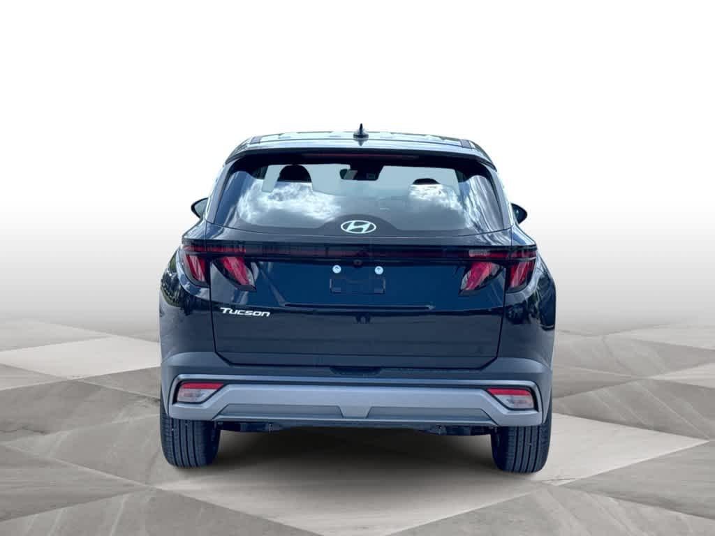 New 2026 Phantom Black Hyundai SE FWD image 7