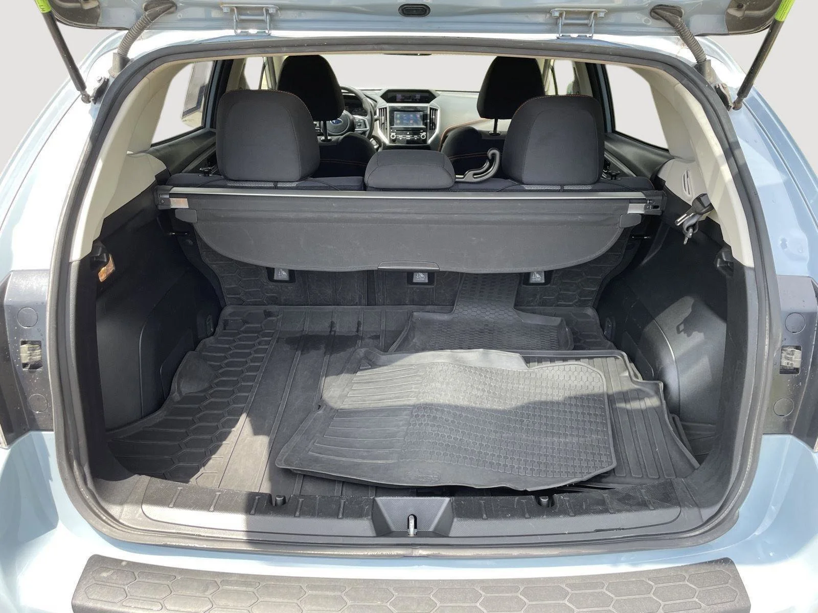 Used 2023 Cool-Gray Khaki Subaru Premium image 8