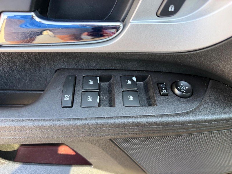 Used 2017 Siren Red Tintcoat Chevrolet Premier image 19