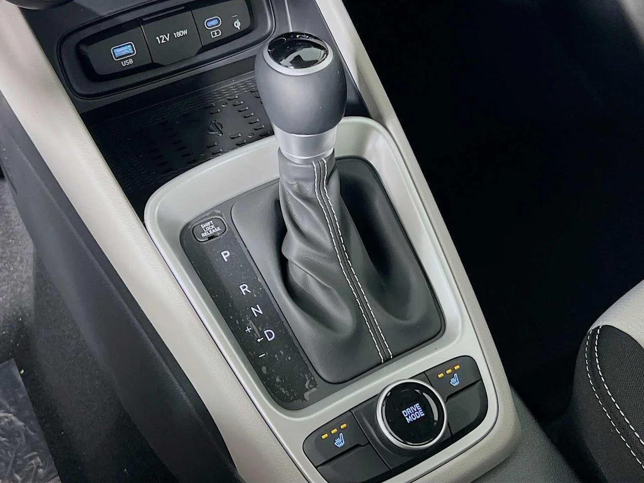 2026 Hyundai Venue — photo 12