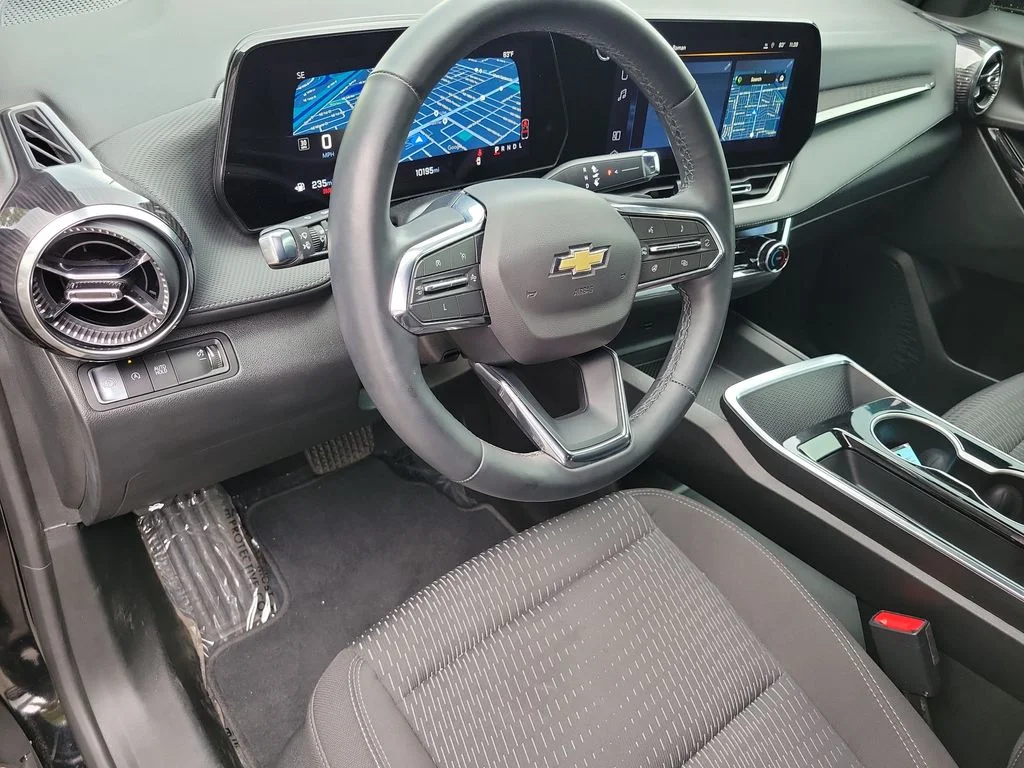 Used 2025 Black Chevrolet LT image 21