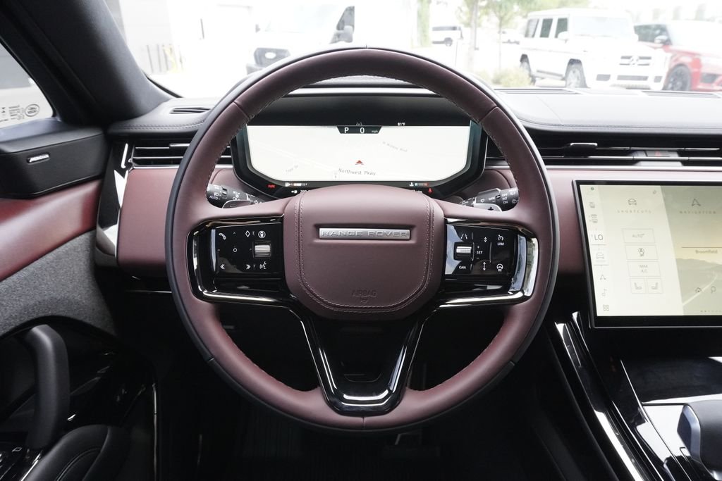 New 2026 Santorini Black Land Rover Dynamic SE image 10