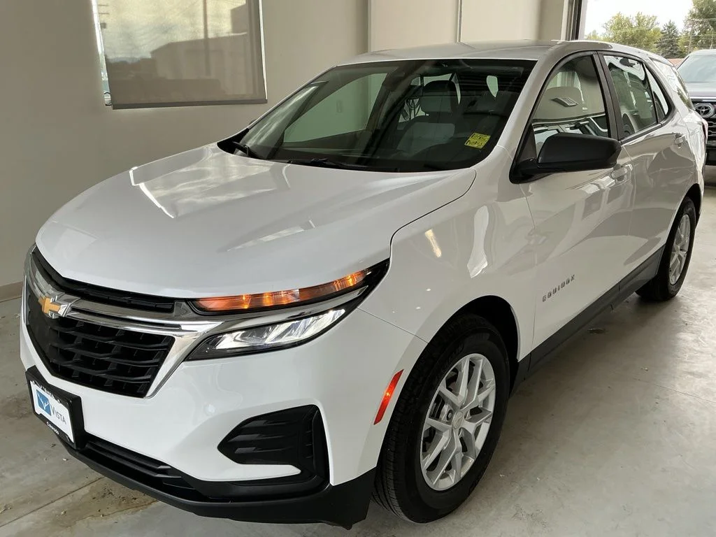 Used 2024 Summit White Chevrolet LS image 3