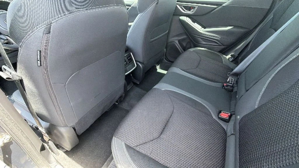 Used 2023 Gray Metallic Subaru Premium image 24