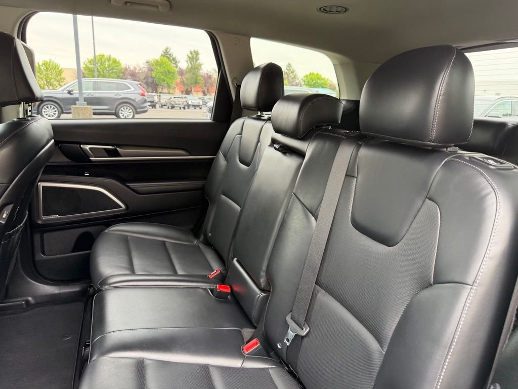 Used 2022 Ebony Black Kia LX image 30