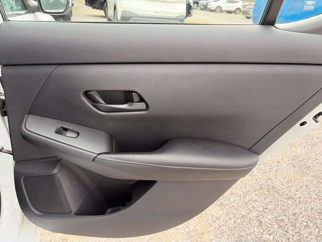 Used 2024 White Nissan SV image 18