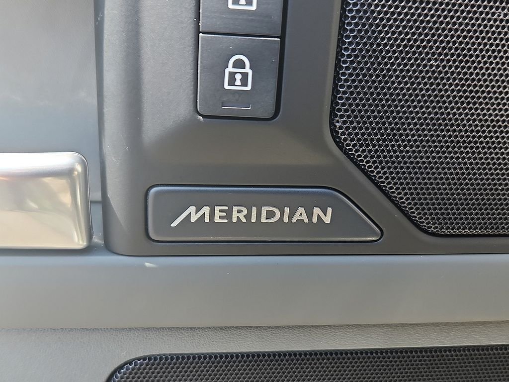 Used 2026 Woolstone Green Metallic Land Rover S image 24