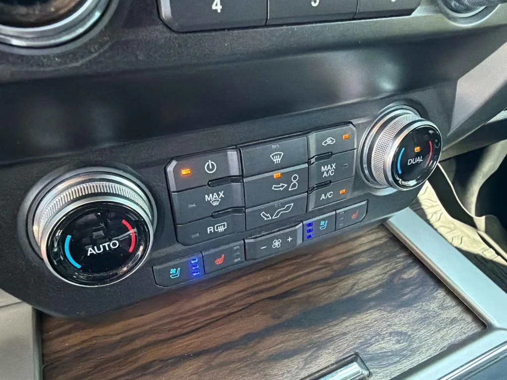 Used 2020 Red Ford Lariat image 26