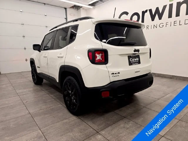 Used 2023 Alpine White Clearcoat Jeep Altitude image 3