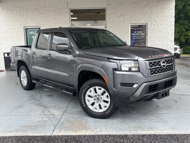 2023 Nissan Frontier SV