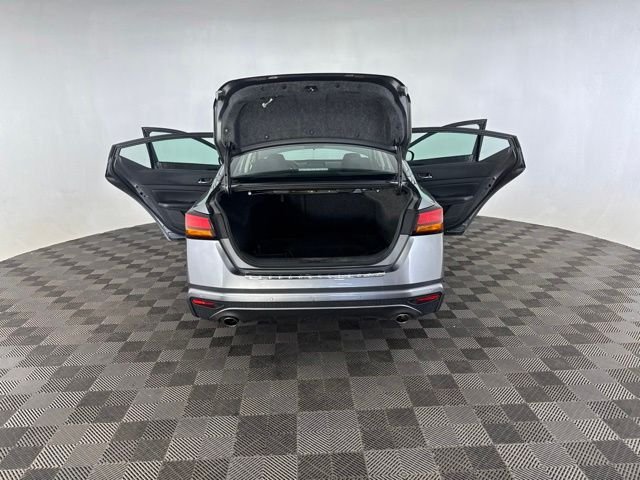Used 2021 Gray Nissan 2.5 SV image 15