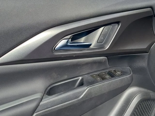 New 2026 Summit White Chevrolet LT image 19