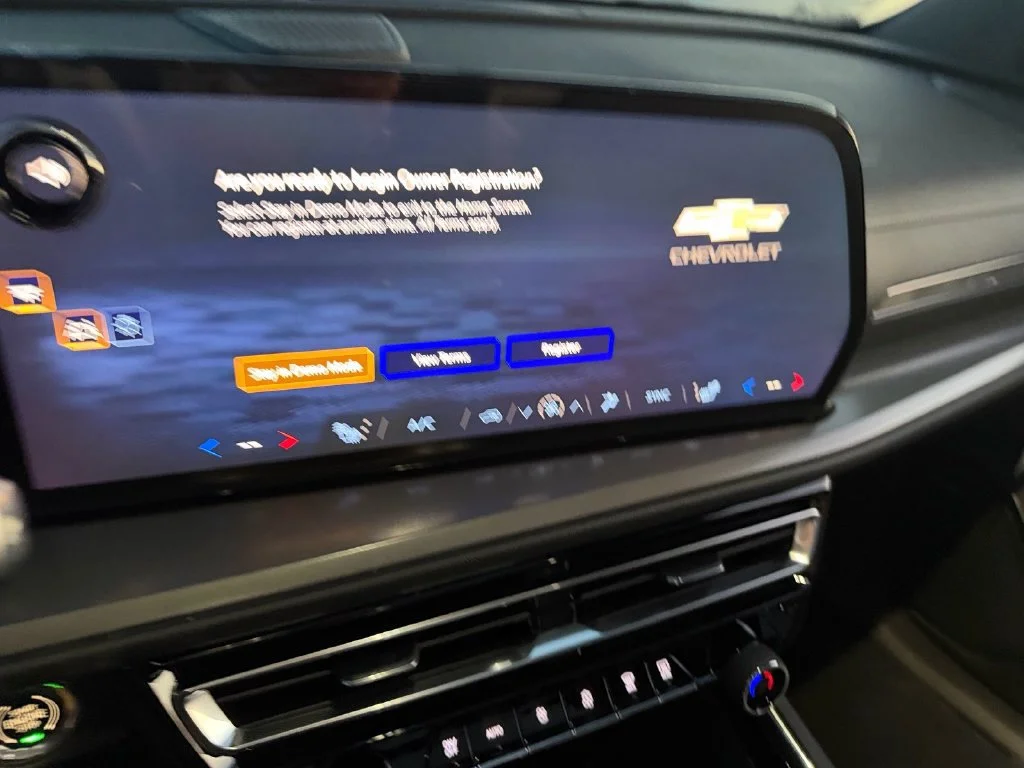 2027 Chevrolet Traverse LT - Photo 12