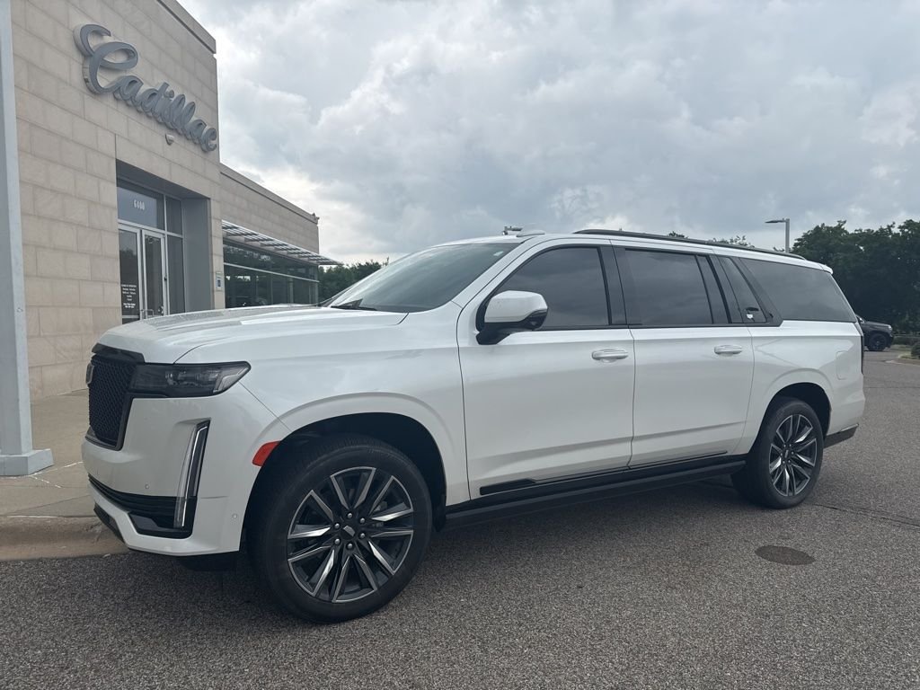 2024 Cadillac Escalade ESV 4WD Sport's photo