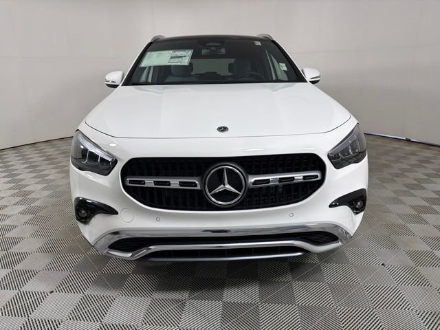New 2026 Polar White Mercedes-Benz GLA 250 image 2