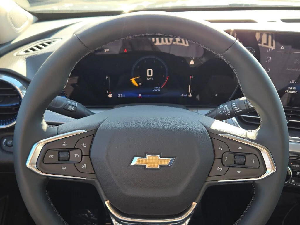2026 Chevrolet Trax LT - Photo 30