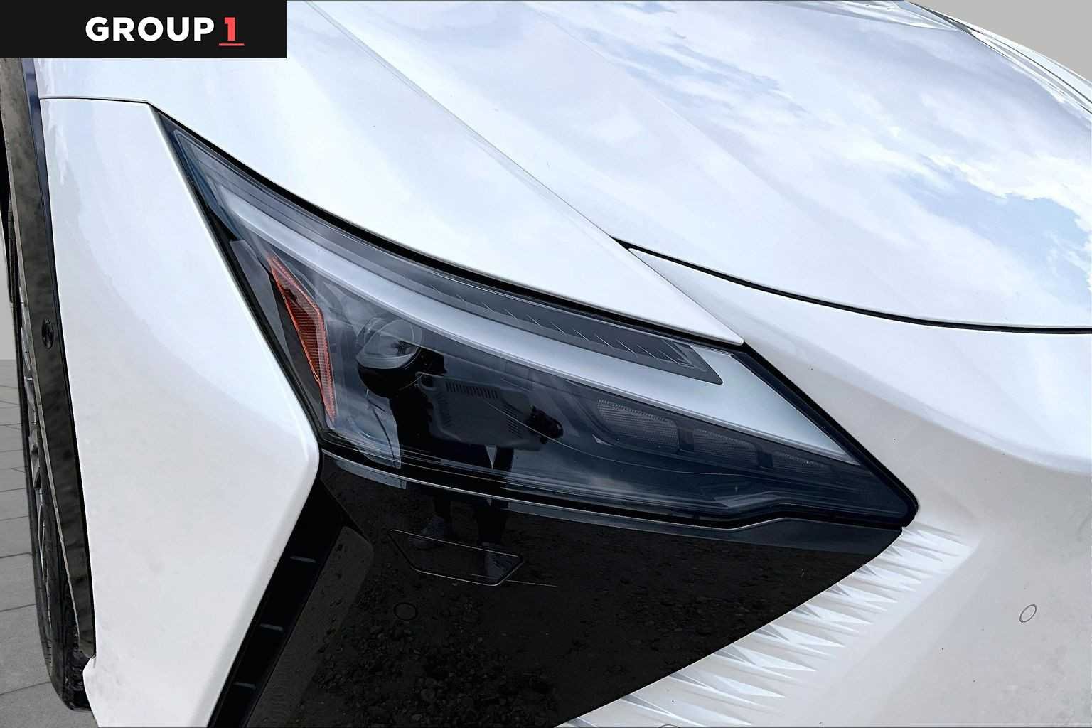 Certified Used 2023 Eminent White Pearl Lexus Luxury image 24