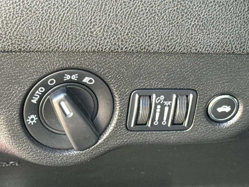 Used 2023 Red Dodge R/T image 22