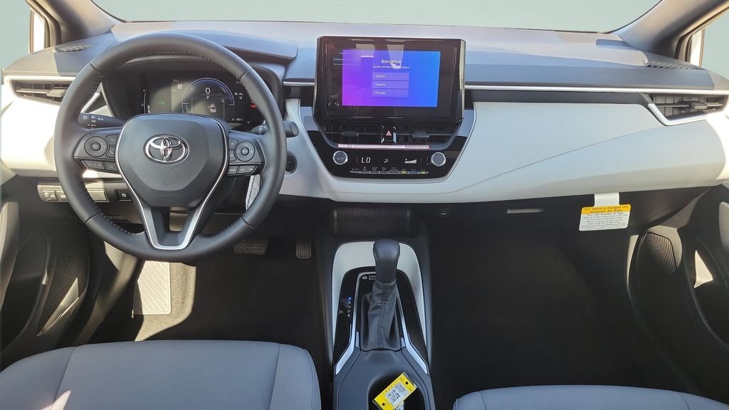 New 2026 Wind Chill Pearl <sup>1</sup> Toyota  SE image 10